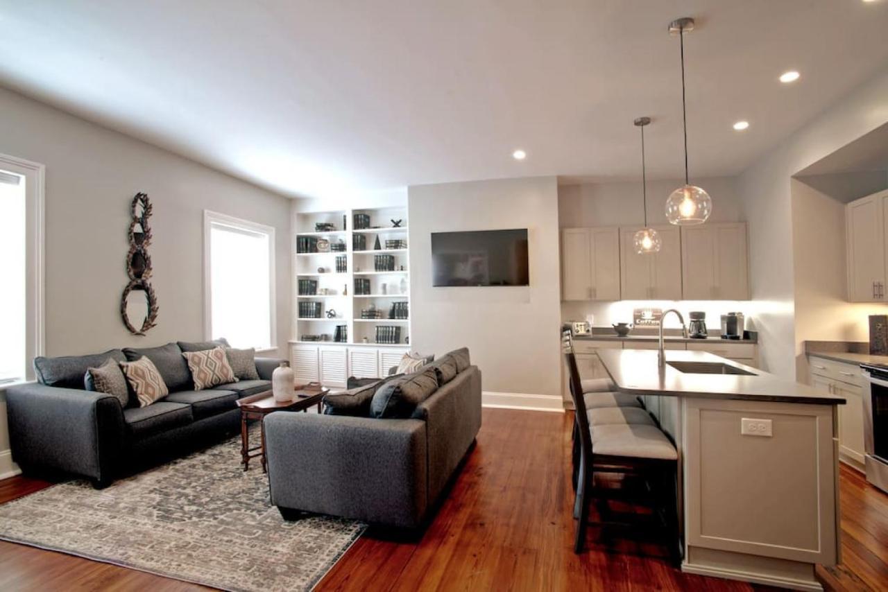 Newly Renovated 4 Bed 3 Bath And 2 Parking Spots Villa Savannah Exterior foto