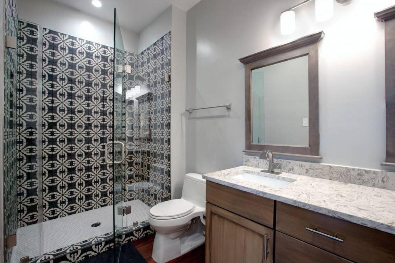 Newly Renovated 4 Bed 3 Bath And 2 Parking Spots Villa Savannah Exterior foto