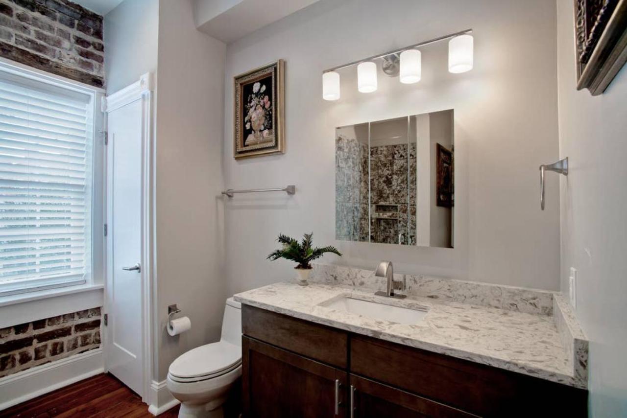 Newly Renovated 4 Bed 3 Bath And 2 Parking Spots Villa Savannah Exterior foto