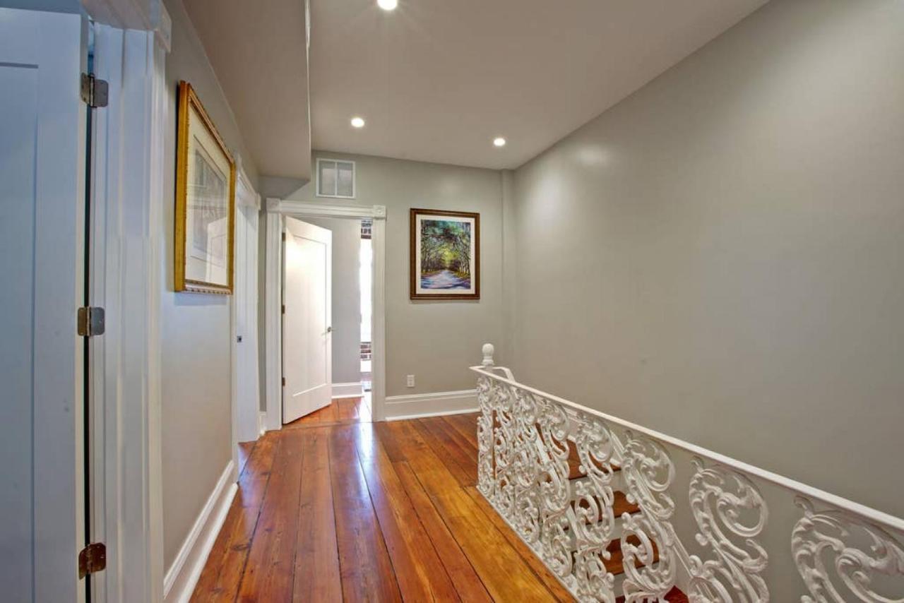 Newly Renovated 4 Bed 3 Bath And 2 Parking Spots Villa Savannah Exterior foto