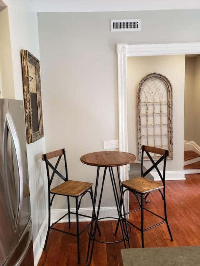 Newly Renovated 4 Bed 3 Bath And 2 Parking Spots Villa Savannah Exterior foto